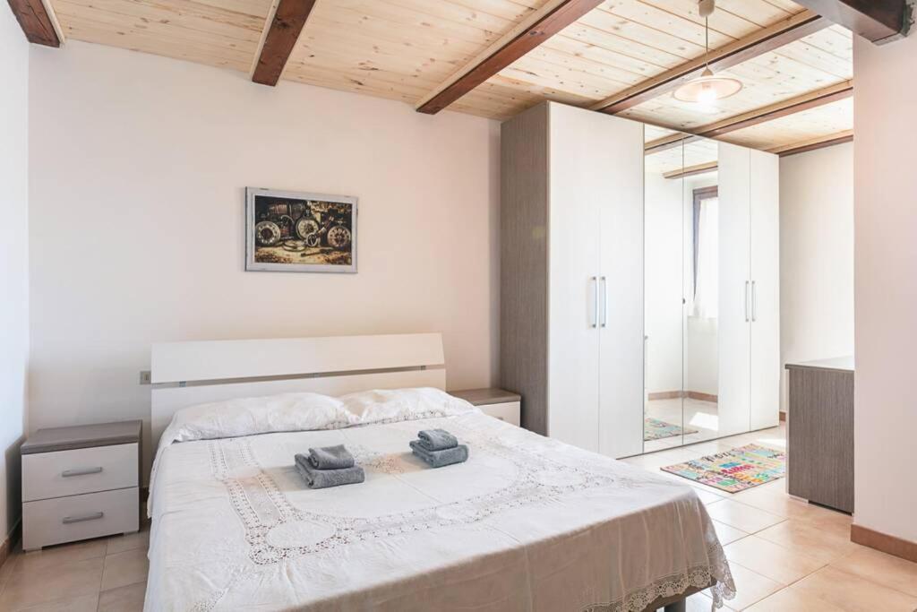 Roman Ruins - Elegant Apartment Olbia Exterior foto