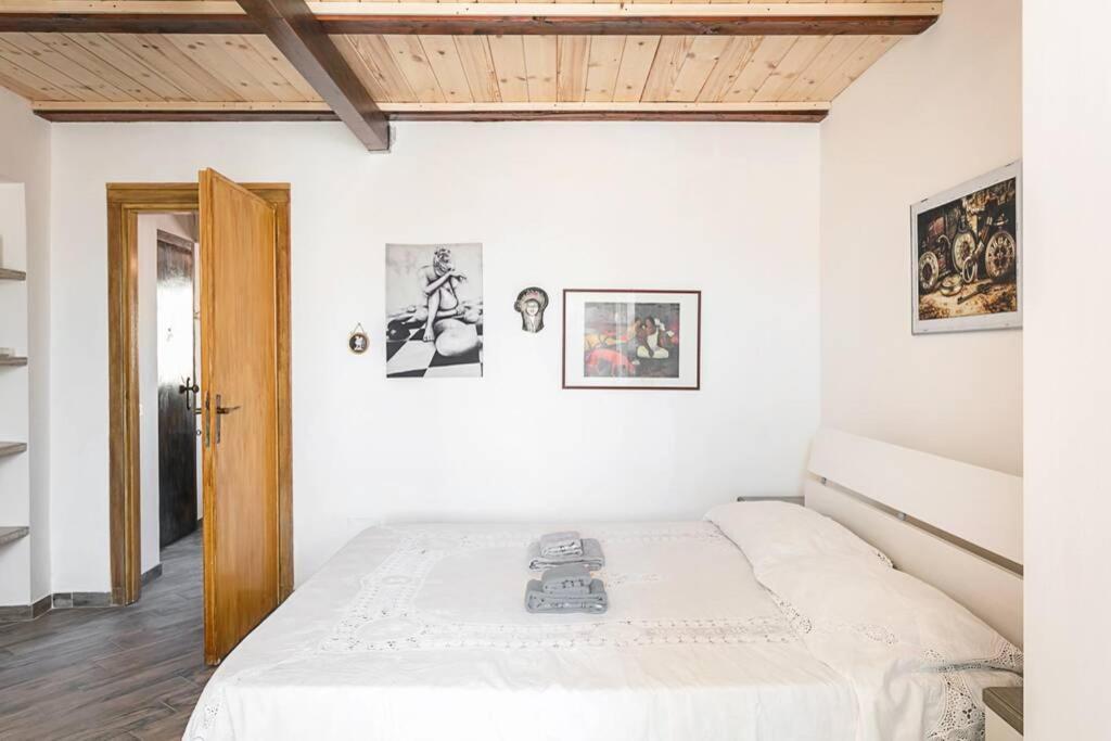Roman Ruins - Elegant Apartment Olbia Exterior foto